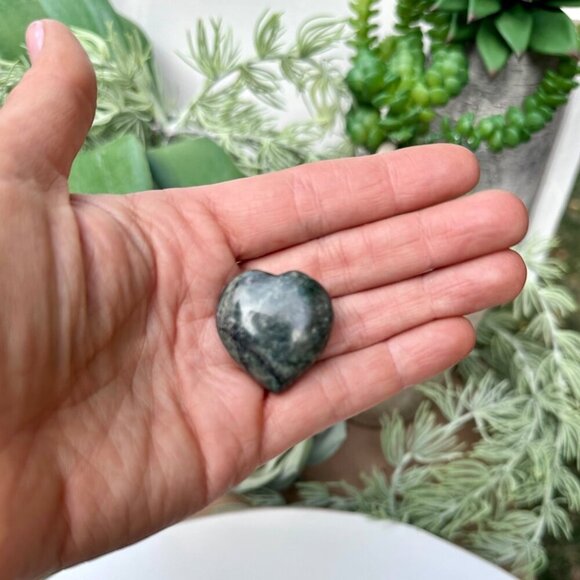 Green Jade Heart Polished Solid Stone Puffy Heart Size Small 1 - 1.5 Inches Wide - Picture 5 of 8